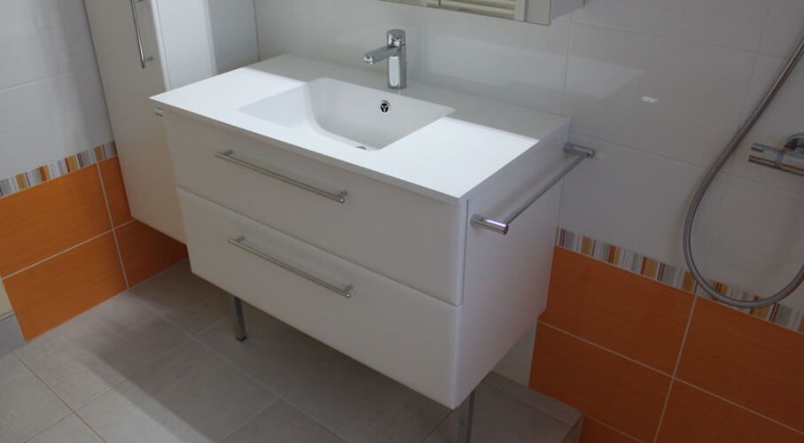 Meuble pour une mini salle de bain atlantic bain Photos petite salle de bain moderne