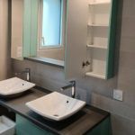 Armoire rangement salle de bain avec miroir