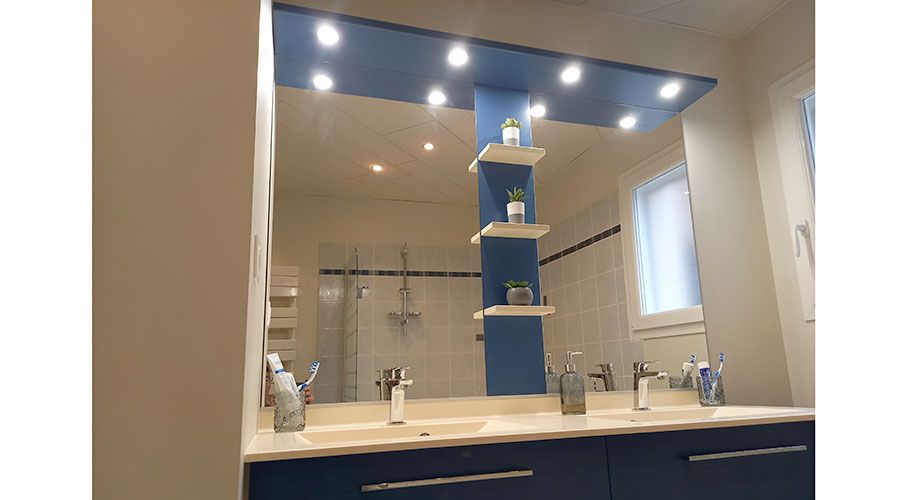 Miroir de salle de bain à LED, miroir lumineux à LED, miroir à LED